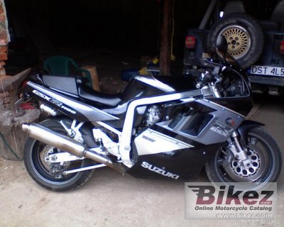 1991 Suzuki GSX-R 1100 (reduced effect) photo